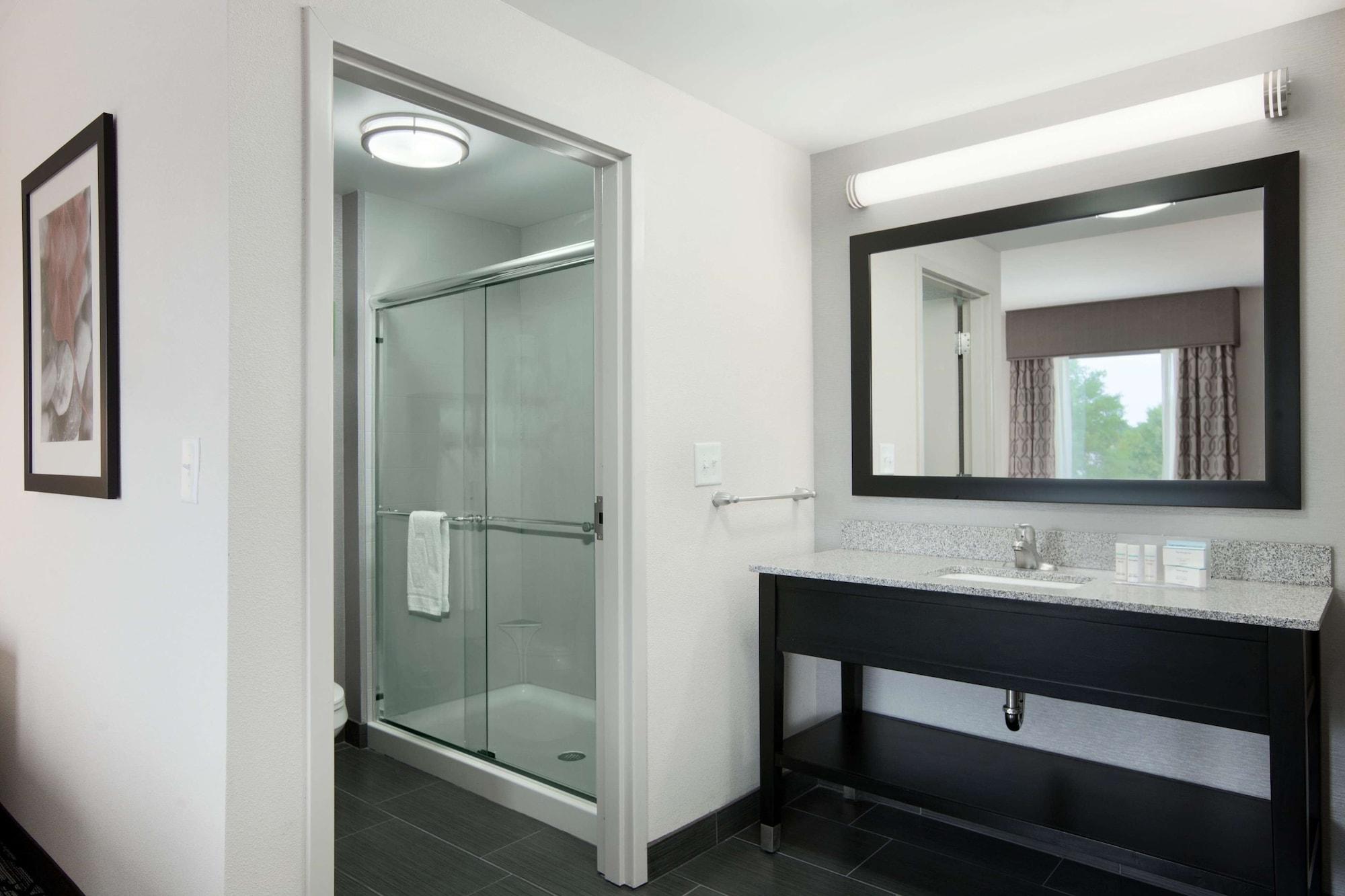 Hampton Inn And Suites Roanoke Airport/Valley View Mall Eksteriør bilde