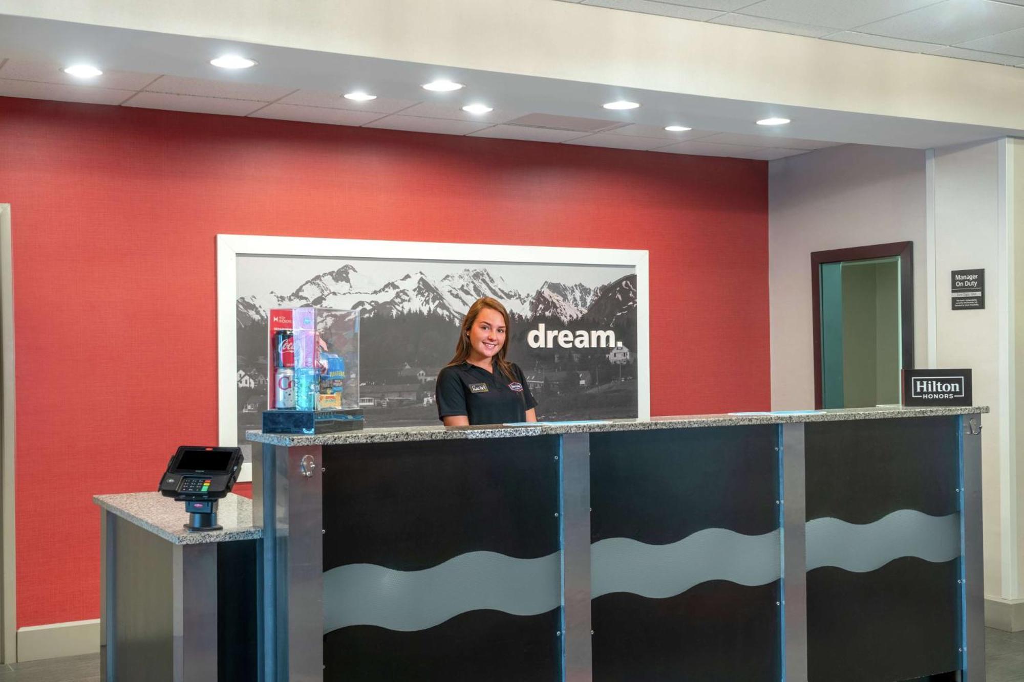 Hampton Inn And Suites Roanoke Airport/Valley View Mall Eksteriør bilde